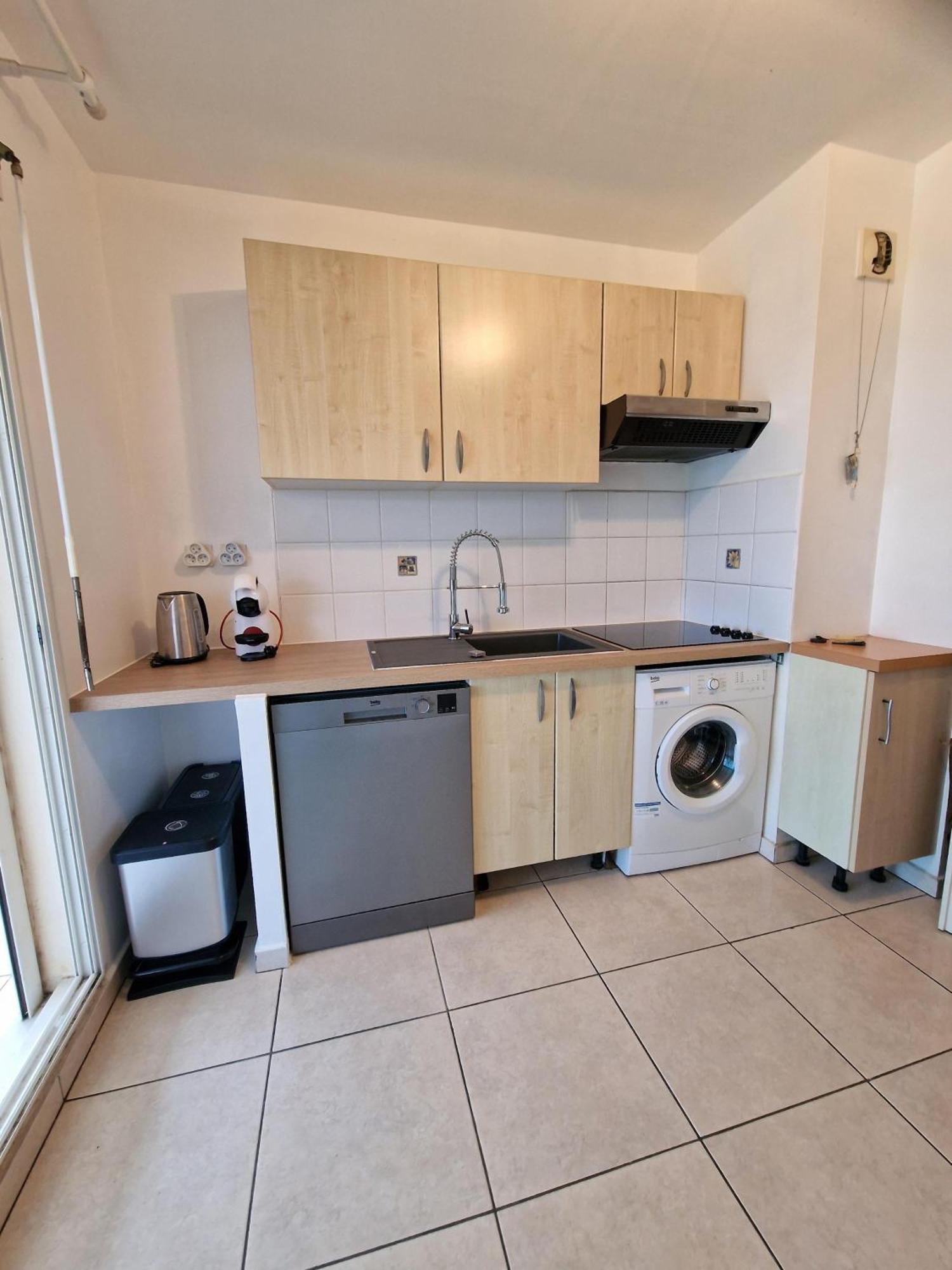 Appartement Villa Sur Le Toit, Vue Mer แซ็งต์-จีลส์-เลส์-แบ็งส์ ภายนอก รูปภาพ